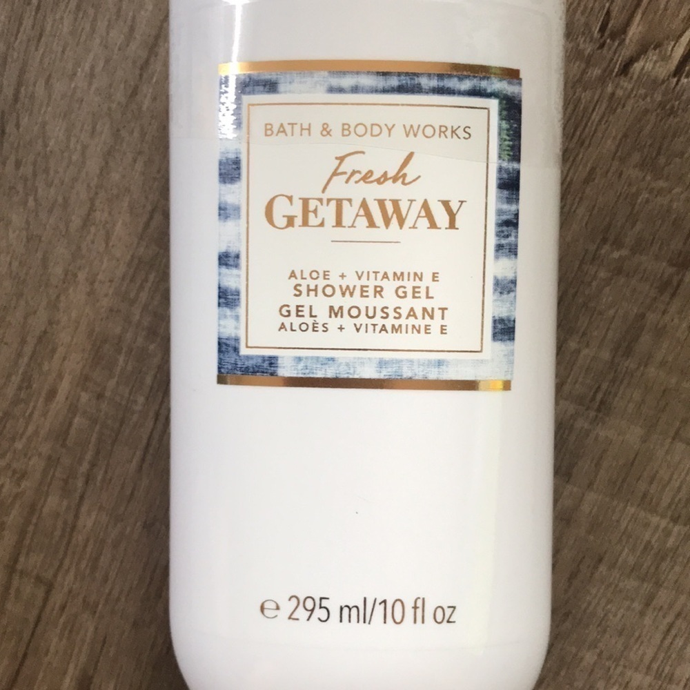 BATH & body works fresh getaway shower gel. - Picture 4 of 4